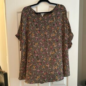 Fall floral sheer top.